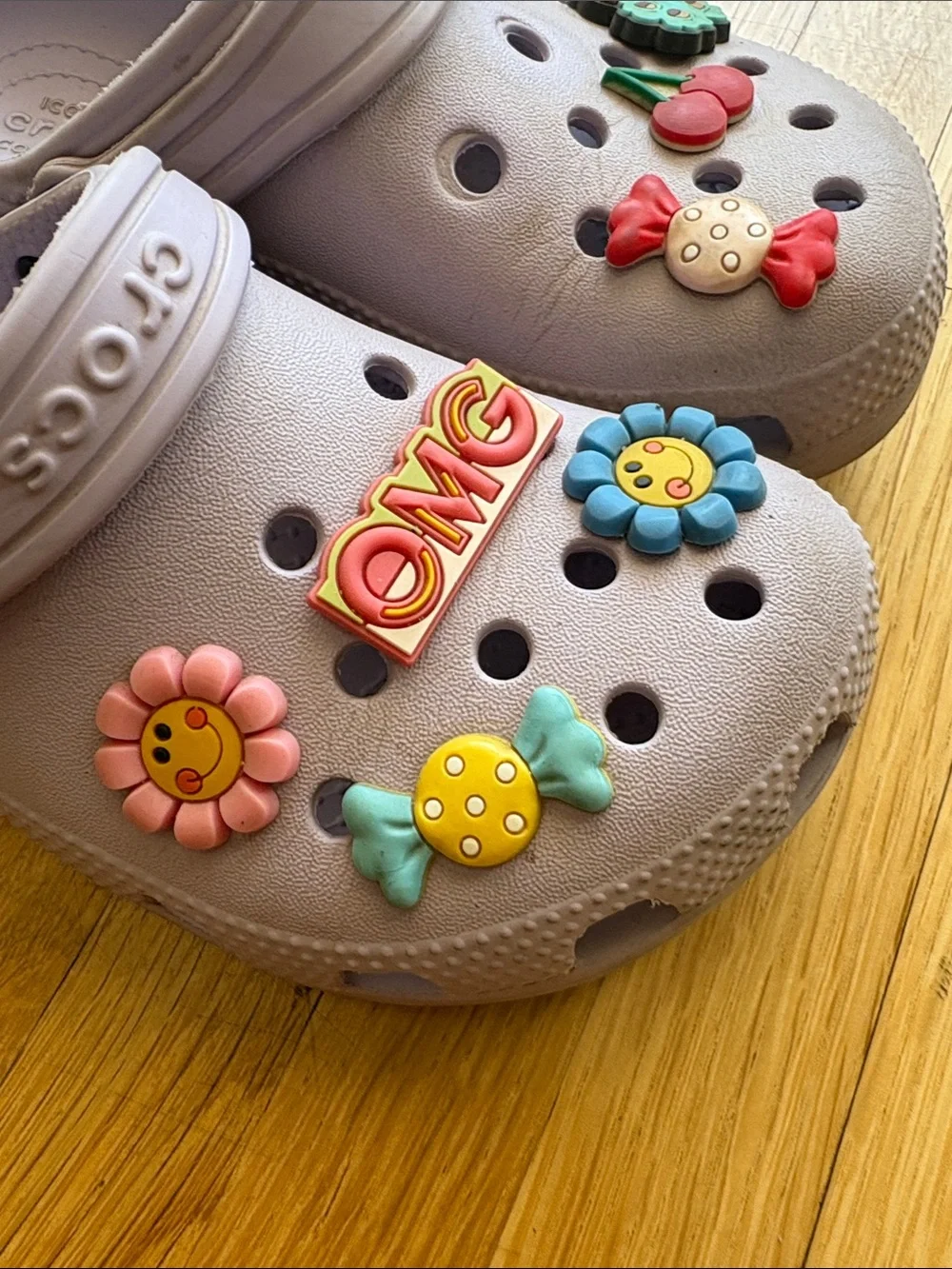 CROCS Kids size 13 Light Lavender Clog Sandals with Colorful Jibbitz Charms